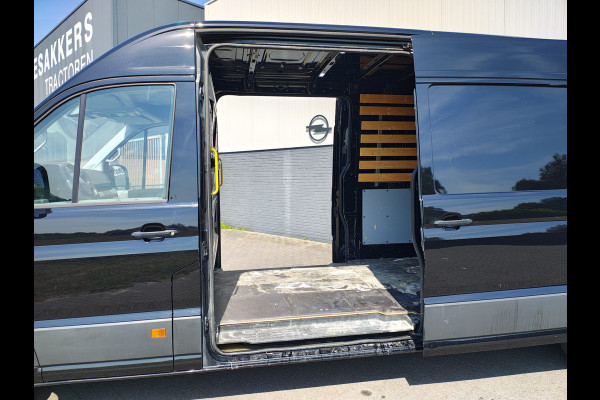 Volkswagen Crafter 35 2.0TDI 141PK Automaat L4H3 2X Schuifdeur Camera Apple Carplay Android Auto Cruise Control Navi Airco Pdc Betonplex Vloer Lat om Lat Betimmering Wandbeplating Euro 6 Origineel Nederlandse Bus