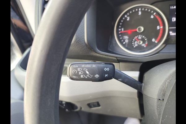 Volkswagen Crafter 35 2.0TDI 141PK Automaat L4H3 2X Schuifdeur Camera Apple Carplay Android Auto Cruise Control Navi Airco Pdc Betonplex Vloer Lat om Lat Betimmering Wandbeplating Euro 6 Origineel Nederlandse Bus