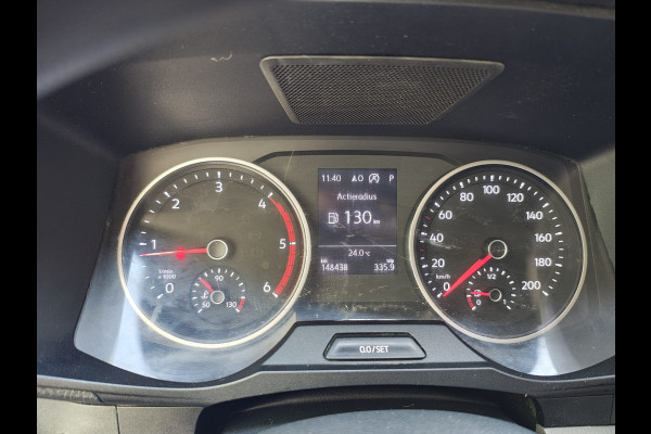 Volkswagen Crafter 35 2.0TDI 141PK Automaat L4H3 2X Schuifdeur Camera Apple Carplay Android Auto Cruise Control Navi Airco Pdc Betonplex Vloer Lat om Lat Betimmering Wandbeplating Euro 6 Origineel Nederlandse Bus