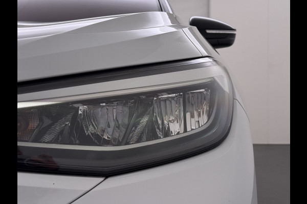 Volkswagen ID.4 1st 82kWh SOH 90% Trekhaak Warmtepomp Adap.Cruise Camera Stuur+Stoelverwarming Navi Ecc Apple Carplay Android Auto Privacy Glas Lmv Led Isofix Voorruitverwarming 1.000KG Trekgewicht