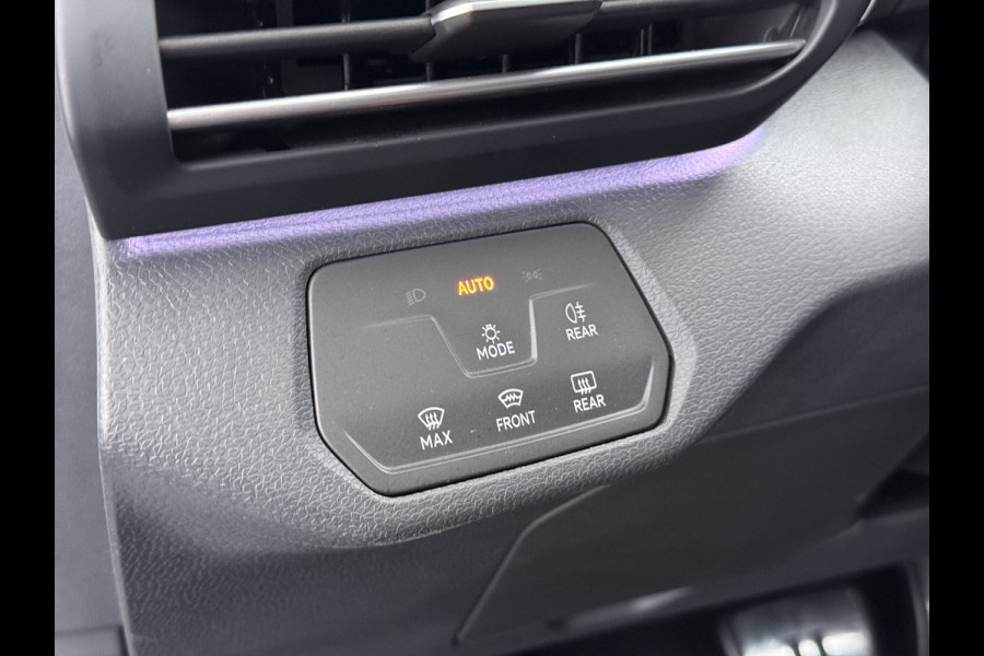 Volkswagen ID.4 1st 82kWh SOH 90% Trekhaak Warmtepomp Adap.Cruise Camera Stuur+Stoelverwarming Navi Ecc Apple Carplay Android Auto Privacy Glas Lmv Led Isofix Voorruitverwarming 1.000KG Trekgewicht