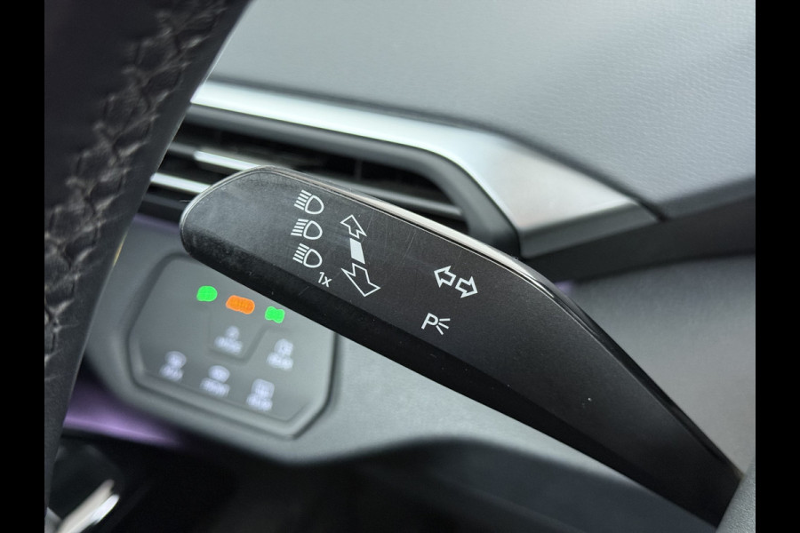 Volkswagen ID.4 1st 82kWh SOH 90% Trekhaak Warmtepomp Adap.Cruise Camera Stuur+Stoelverwarming Navi Ecc Apple Carplay Android Auto Privacy Glas Lmv Led Isofix Voorruitverwarming 1.000KG Trekgewicht