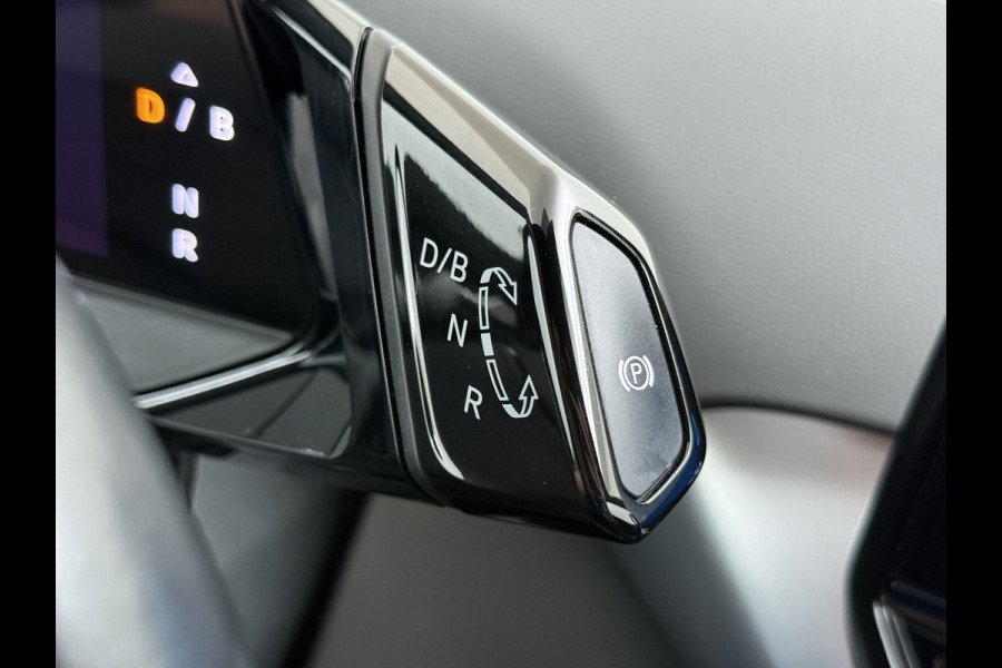 Volkswagen ID.4 1st 82kWh SOH 90% Trekhaak Warmtepomp Adap.Cruise Camera Stuur+Stoelverwarming Navi Ecc Apple Carplay Android Auto Privacy Glas Lmv Led Isofix Voorruitverwarming 1.000KG Trekgewicht