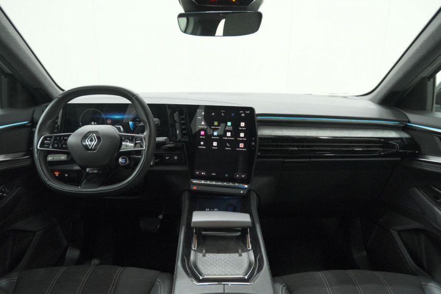 Renault Austral Mild Hybrid 160 X-tronic Techno | 1.800 kg trekvermogen | Trekhaak | Camera | Apple Carplay | Parkeersensoren