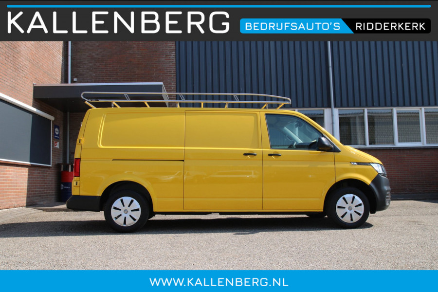 Volkswagen Transporter 2.0 TDI L2H1 App connect / Imperiaal / Camera / Trekhaak / 3 zits