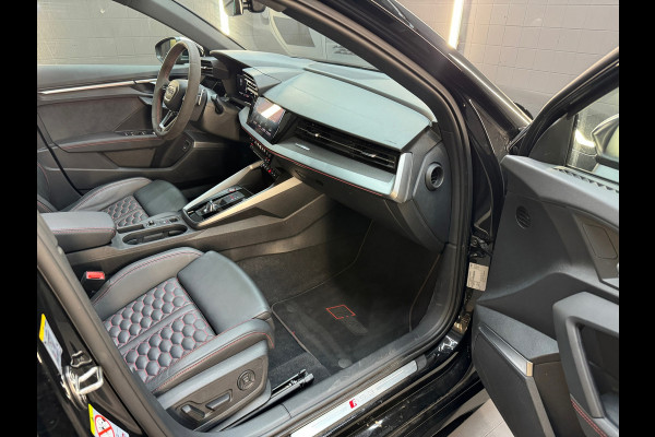 Audi RS3 Limousine 2.5 TFSI Quattro Pano|HuD|Massage|B&O|BTW