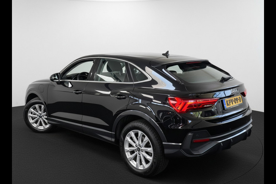 Audi Q3 Sportback 45 TFSI e 245PK BUSINESS EDITION PHEV LEDER/NAVICAMERA/CARPLAY/ELEKTR.KLEP