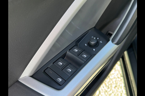 Audi Q3 Sportback 45 TFSI e 245PK BUSINESS EDITION PHEV LEDER/NAVICAMERA/CARPLAY/ELEKTR.KLEP