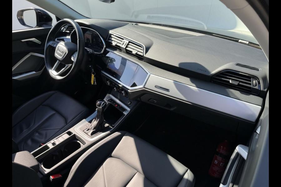 Audi Q3 Sportback 45 TFSI e 245PK BUSINESS EDITION PHEV LEDER/NAVICAMERA/CARPLAY/ELEKTR.KLEP