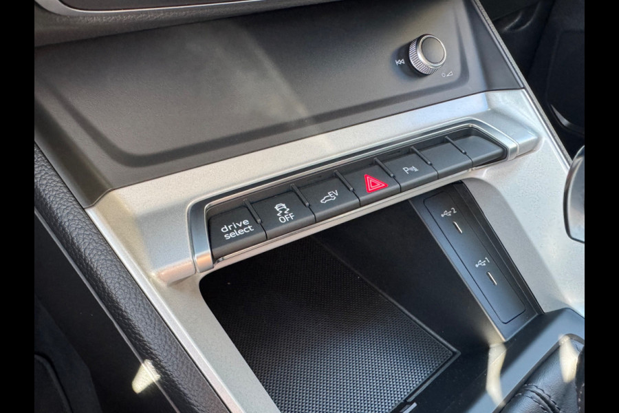 Audi Q3 Sportback 45 TFSI e 245PK BUSINESS EDITION PHEV LEDER/NAVICAMERA/CARPLAY/ELEKTR.KLEP