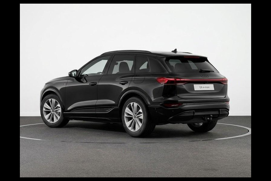 Audi Q6 e-tron S edition e-tron 83 Kwh 252 pk | Trekhaak, mechanisch draaibaar | Exterieurpakket zwart | Warmtewerend glas donker tint | Audi drive select |