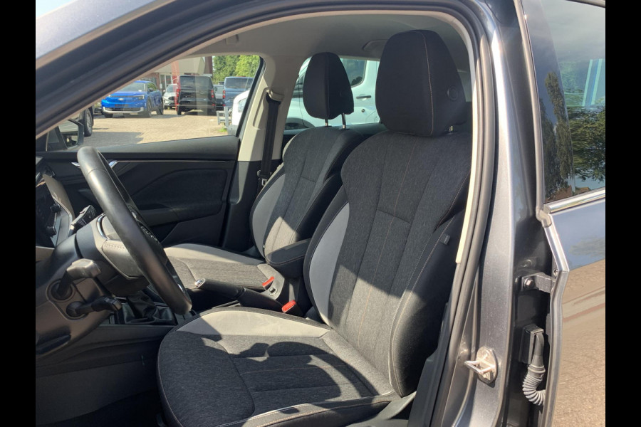 Škoda Kamiq 1.0 TSI Ambition 110pk Automaat | Wegklapbare Trekhaak | Adaptieve Cruise | Stoelverwarming | Achteruitrijcamera
