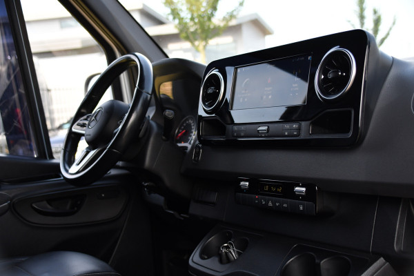 Mercedes-Benz Sprinter 316 2.2 CDI L2H2 PB Edition Cruise, 360 Camera, Carplay, LED, 10,5'' Mbux, Automaat, 164pk, Stoelverwarming, Standkachel, Trekhaak, Uniek!