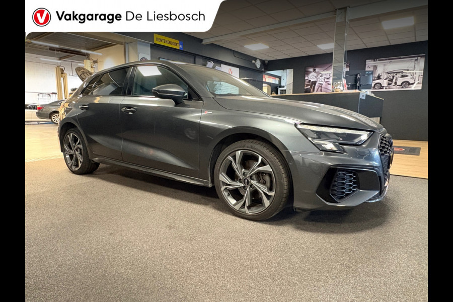 Audi A3 Sportback 40 TFSI e Advanced edition S-line / B&O / camera / sfeer verlichting
