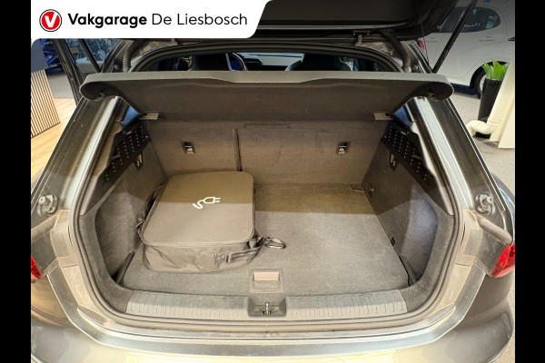 Audi A3 Sportback 40 TFSI e Advanced edition S-line / B&O / camera / sfeer verlichting