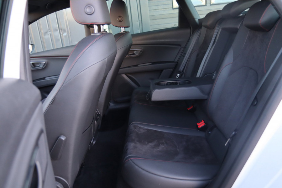 Seat Leon ST 1.5 TSI FR Black Edition / PANO / VIRTUAL / ACC / BEATS / CAMERA / STOELVERW