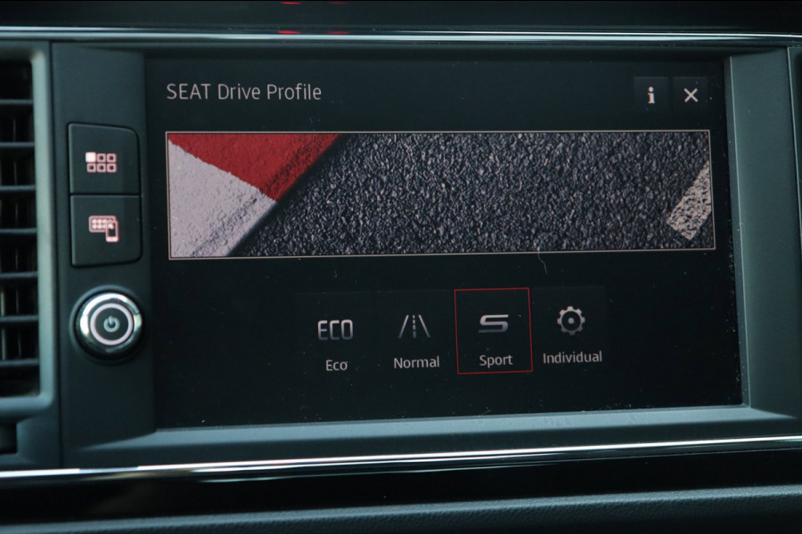 Seat Leon ST 1.5 TSI FR Black Edition / PANO / VIRTUAL / ACC / BEATS / CAMERA / STOELVERW