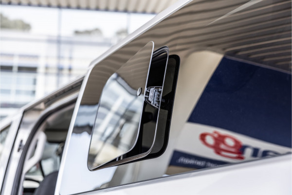 Ford Transit Custom 300 2.0 TDCI L2H1 Limited DC | BPM VRIJ | Dubbel Cabine | Elec schuifdeuren | ACC | Blind Spot | 360 Camera | CarPlay | Navigatie | Stoelverwarming | 5-Zitter | BPM Vrij