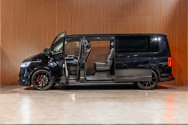 Volkswagen Transporter 2.0 TDI L2H1 DC Caravelle | LeightonVans Bodykit | ACC | Bi-Xenon | Elek deuren | Lederen bekleding | Camera | CarPlay | Navigatie | Trekhaak | Nieuwe APK