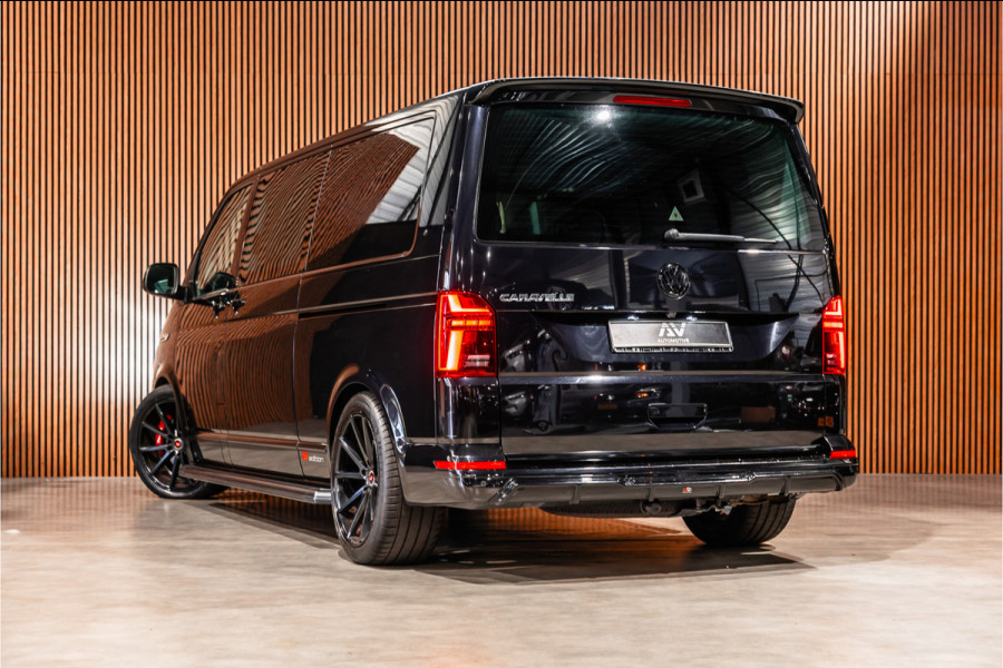 Volkswagen Transporter 2.0 TDI L2H1 DC Caravelle | LeightonVans Bodykit | ACC | Bi-Xenon | Elek deuren | Lederen bekleding | Camera | CarPlay | Navigatie | Trekhaak | Nieuwe APK