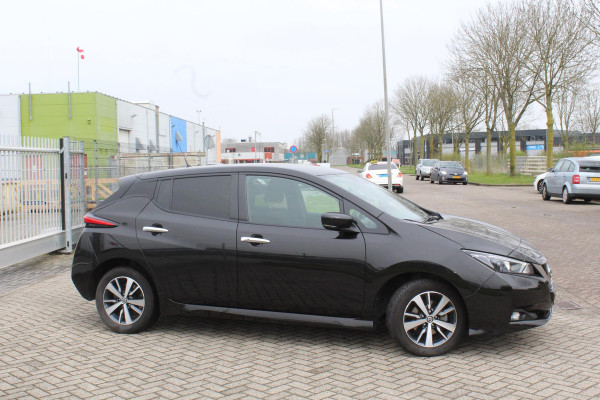 Nissan Leaf Acenta 40 kWh LED MULTI MEDIA KEYLESS CAMERA NAVI SOH 90,83%