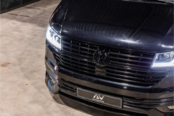 Volkswagen Transporter 2.0 TDI L2H1 DC Caravelle | LeightonVans Bodykit | ACC | Bi-Xenon | Elek deuren | Lederen bekleding | Camera | CarPlay | Navigatie | Trekhaak | Nieuwe APK