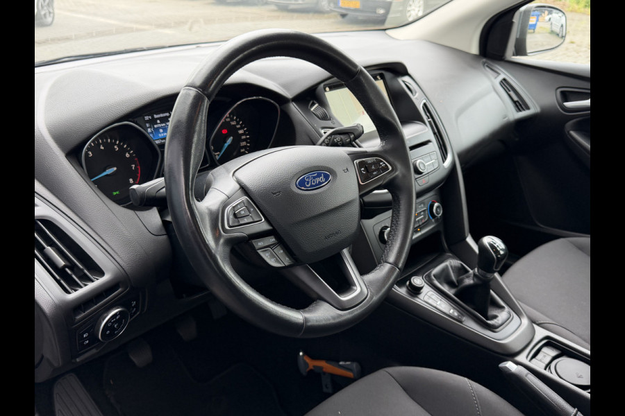 Ford FOCUS Wagon BWJ 2018 | 1.0T 101 PK Lease Edition | STOEL&STUUR VERW | NAVI | PARK PILOT | PDC 2X | CARPLAY | CRUISE | AIRCO |