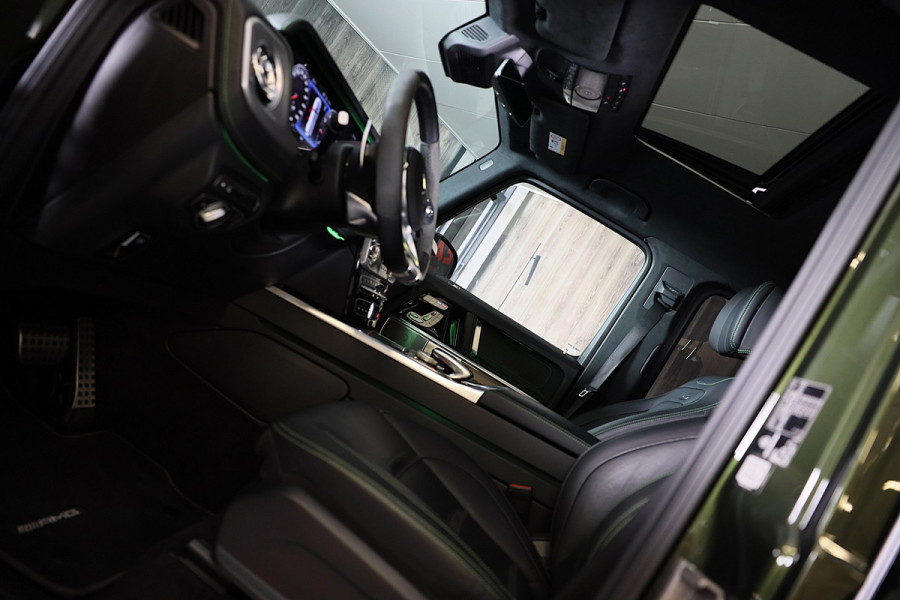 Mercedes-Benz G-Klasse 63 Manufaktur / Olijf Groen / Carbon / Massage / Memory / 360 Camera / Lane Assist / BURMESTER / Open Dak