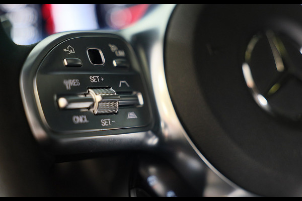 Mercedes-Benz G-Klasse 63 Manufaktur / Olijf Groen / Carbon / Massage / Memory / 360 Camera / Lane Assist / BURMESTER / Open Dak