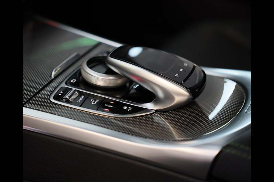 Mercedes-Benz G-Klasse 63 Manufaktur / Olijf Groen / Carbon / Massage / Memory / 360 Camera / Lane Assist / BURMESTER / Open Dak