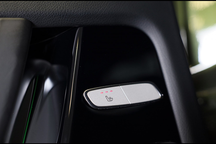 Mercedes-Benz G-Klasse 63 Manufaktur / Olijf Groen / Carbon / Massage / Memory / 360 Camera / Lane Assist / BURMESTER / Open Dak