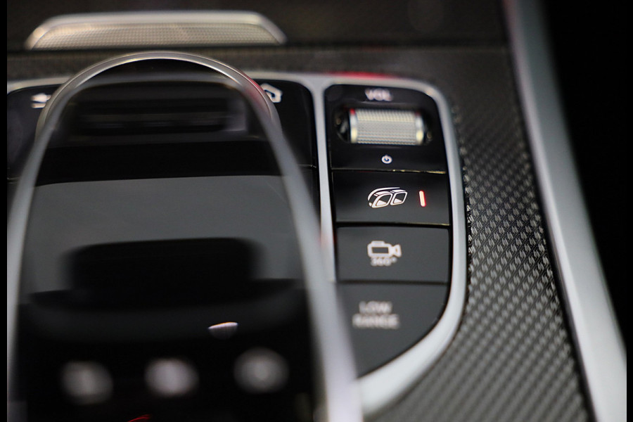 Mercedes-Benz G-Klasse 63 Manufaktur / Olijf Groen / Carbon / Massage / Memory / 360 Camera / Lane Assist / BURMESTER / Open Dak