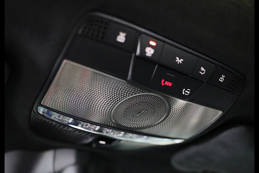 Mercedes-Benz G-Klasse 63 Manufaktur / Olijf Groen / Carbon / Massage / Memory / 360 Camera / Lane Assist / BURMESTER / Open Dak