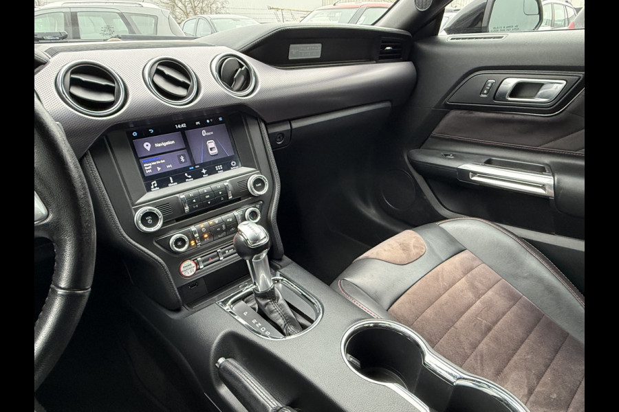 Ford Mustang Fastback BWJ 10-2018 | 310 PK AUTOMAAT RTR RECARO INT. | CARPLAY | CAMERA | NAVI | CLIMA | CRUISE