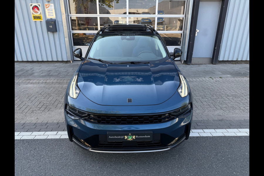 Lynk & Co 01 1.5 CARPLAY/CAM/NAVI/FULL LED/LMV-20/VIRTU/PANO