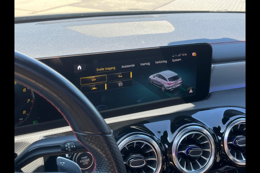 Mercedes-Benz CLA-Klasse Shooting Brake 200 Business Solution AMG panoramadak vol vol