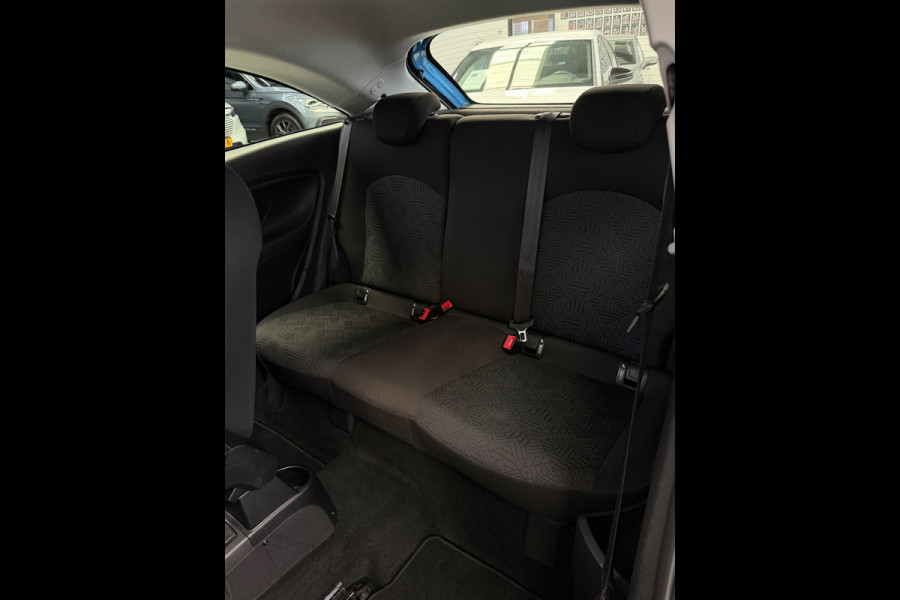Opel Corsa 1.2 CarPlay Airco Parkeersensor