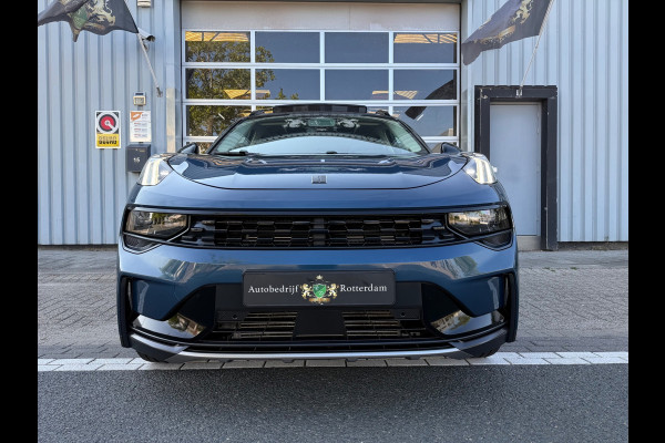 Lynk & Co 01 1.5 CARPLAY/CAM/NAVI/FULL LED/LMV-20/VIRTU/PANO