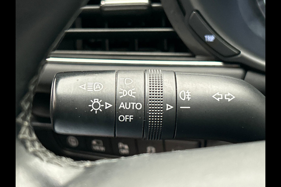 Mazda 3 2.0 e-SkyActiv-X M Hybrid 180 Luxury | Head-up | Stoelverwarming | 360 Camera |Bose | Memory | Adaptieve Cruise/Control |