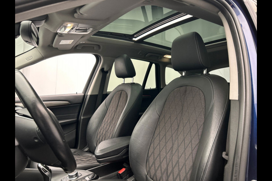 BMW X1 SDrive18i High Executive | Panoramadak | Navigatie | Cruise/Control | Climate/Control | Camera | Memory |Stoelverwarming |