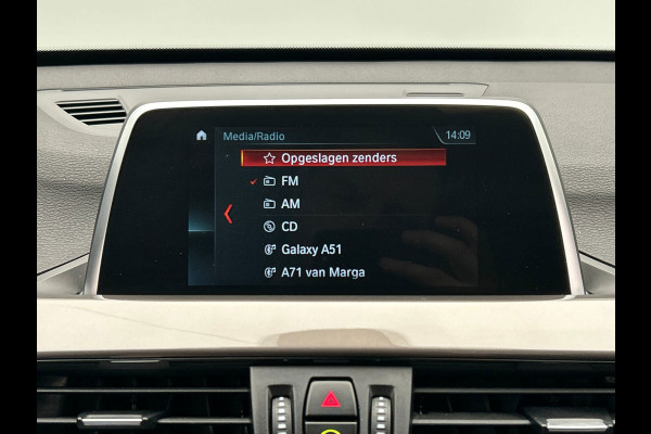 BMW X1 SDrive18i High Executive | Panoramadak | Navigatie | Cruise/Control | Climate/Control | Camera | Memory |Stoelverwarming |