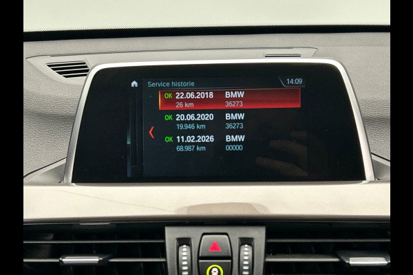 BMW X1 SDrive18i High Executive | Panoramadak | Navigatie | Cruise/Control | Climate/Control | Camera | Memory |Stoelverwarming |
