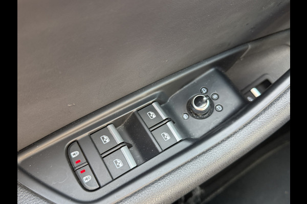Audi A4 Avant BWJ 2020 | 35 TFSI 150PK S edition AUTOMAAT | S-LINE | CLIMA | NAVI | LEDER/STOF | STOELVERW | PDC 2X | CRUISE AD |