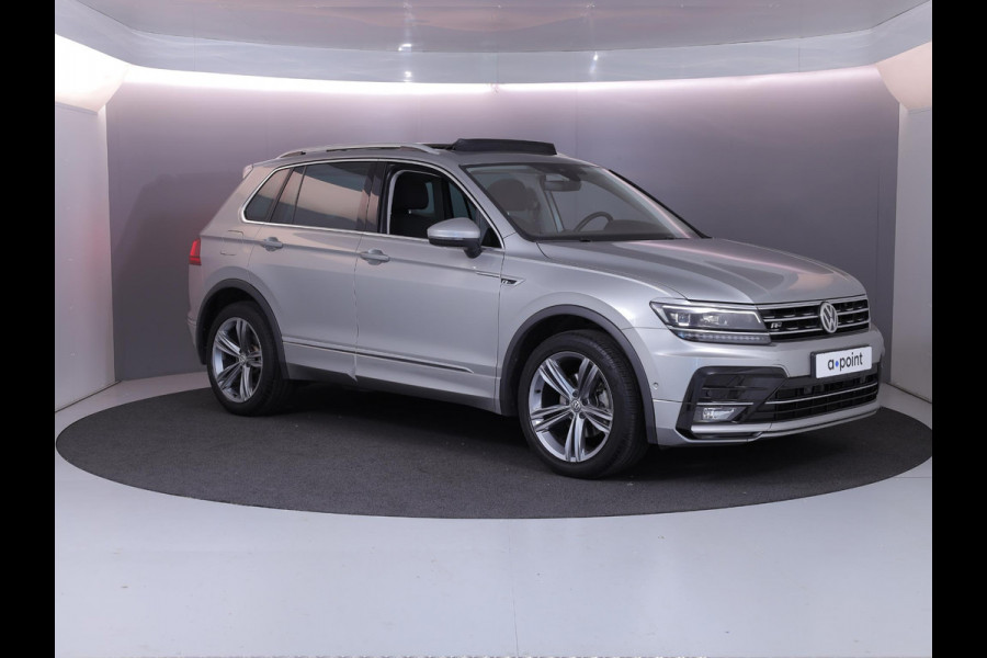 Volkswagen Tiguan 1.4 TSI 4Motion Highline 150pk AUT| Pano.dak | 19'LM-velgen| Navi | verwarmde voorruit| Alarm