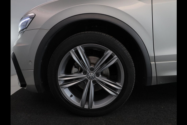 Volkswagen Tiguan 1.4 TSI 4Motion Highline 150pk AUT| Pano.dak | 19'LM-velgen| Navi | verwarmde voorruit| Alarm