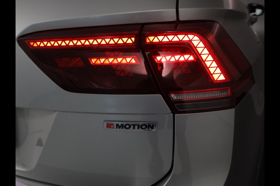 Volkswagen Tiguan 1.4 TSI 4Motion Highline 150pk AUT| Pano.dak | 19'LM-velgen| Navi | verwarmde voorruit| Alarm