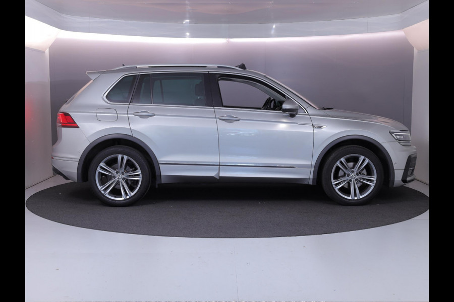 Volkswagen Tiguan 1.4 TSI 4Motion Highline 150pk AUT| Pano.dak | 19'LM-velgen| Navi | verwarmde voorruit| Alarm