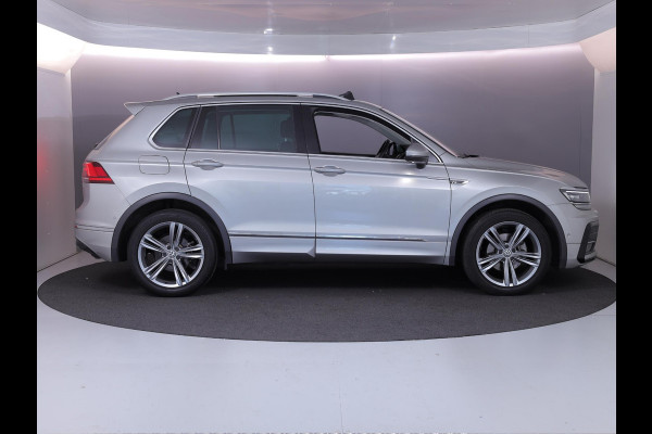 Volkswagen Tiguan 1.4 TSI 4Motion Highline 150pk AUT| Pano.dak | 19'LM-velgen| Navi | verwarmde voorruit| Alarm