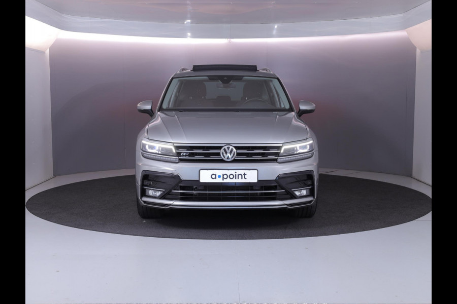 Volkswagen Tiguan 1.4 TSI 4Motion Highline 150pk AUT| Pano.dak | 19'LM-velgen| Navi | verwarmde voorruit| Alarm