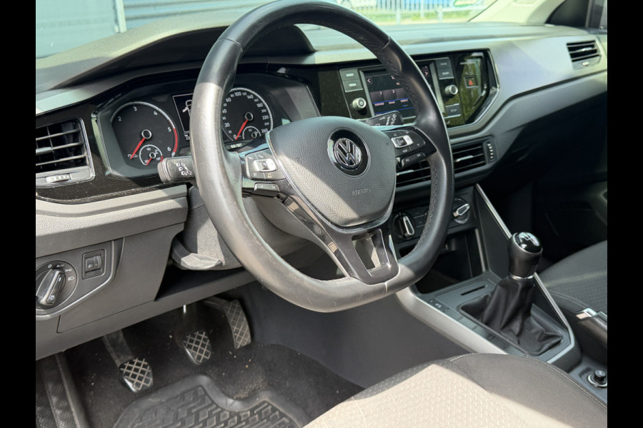 Volkswagen Polo BWJ 2019 | 1.6 TDI 96PK Comfortline | AIRCO | CRUISE | EL. PAKKET | LICHTMETAAL | BLUE TOOTH | DONKER GLAS |